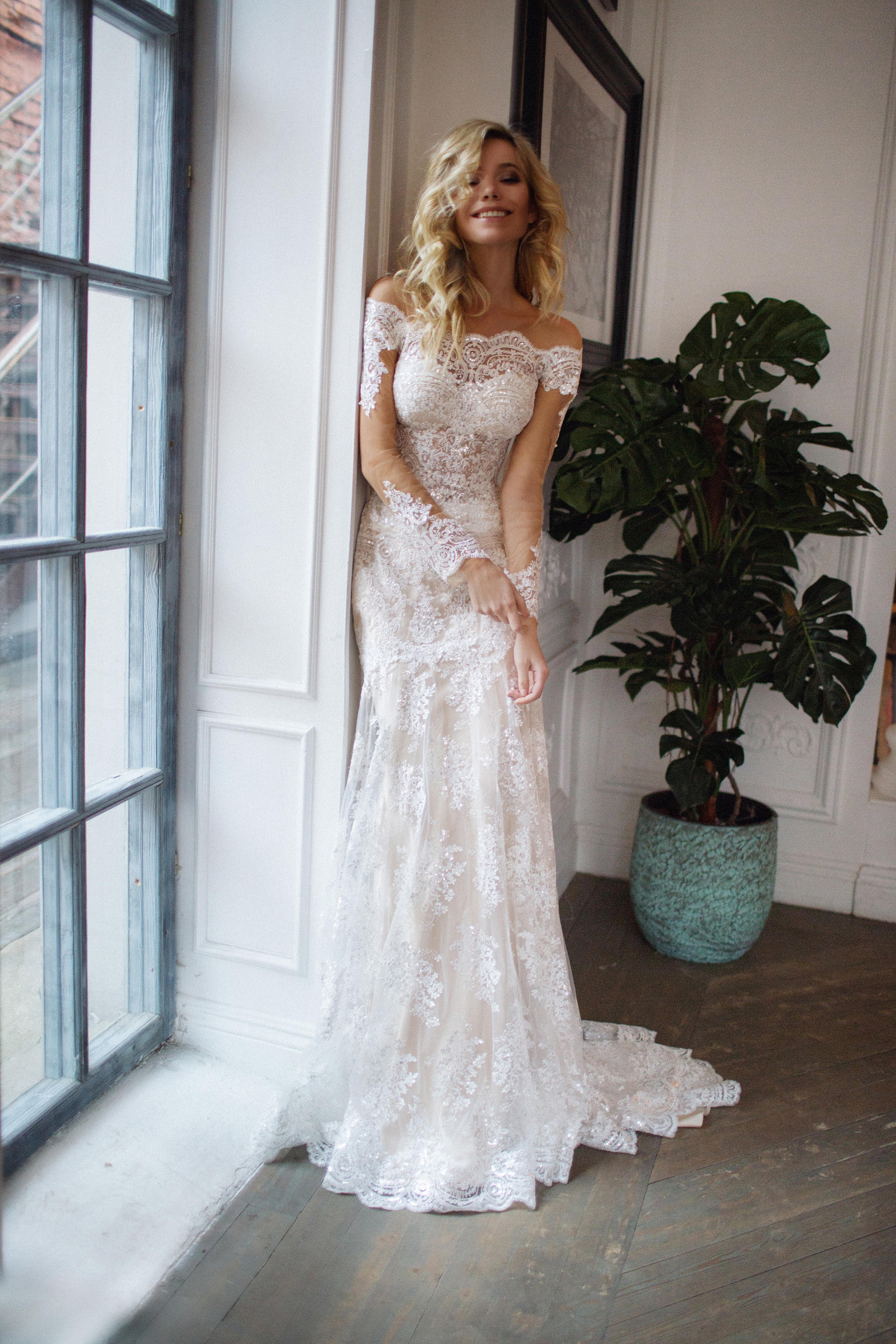 Off The Shoulder Lace Long Sleeve Wedding Dress Nektaria – Milabridal