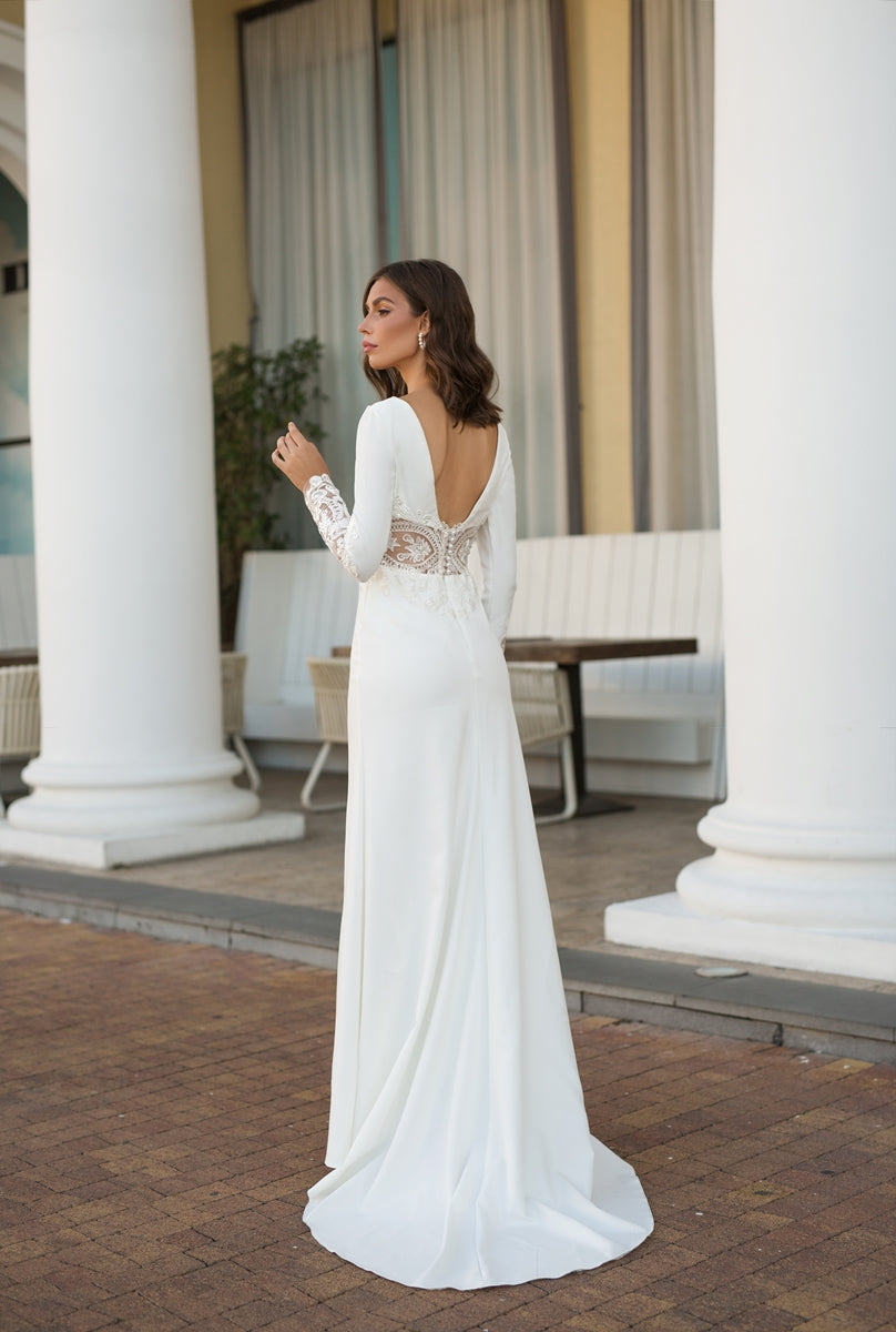 Crepe Wedding Dress | Best Crepe Wedding Dress | Milabridal Crepe Wedding Dress | Best Crepe Wedding Dress | Milabridal