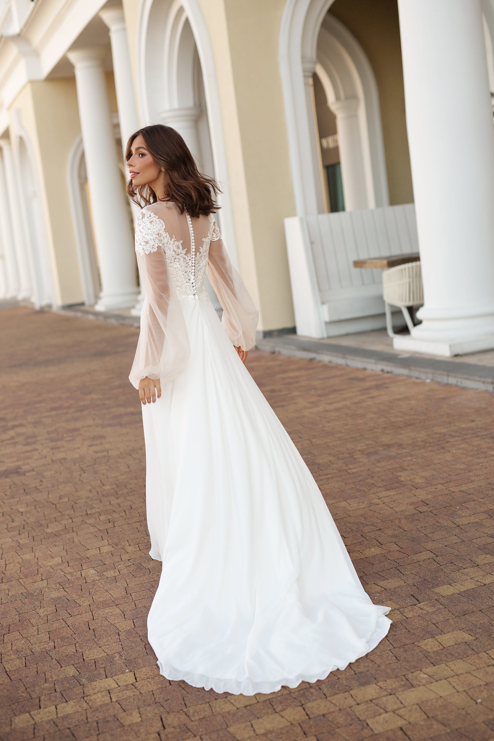 dress elegance Simple Kimono Sleeve Glossy Satin Wedding Dress main image 0