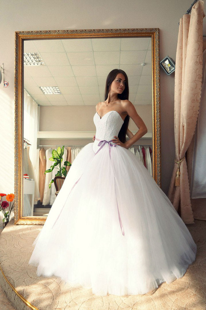 Drop Waist Ball Gown Wedding Dress with 10-Layer Tulle